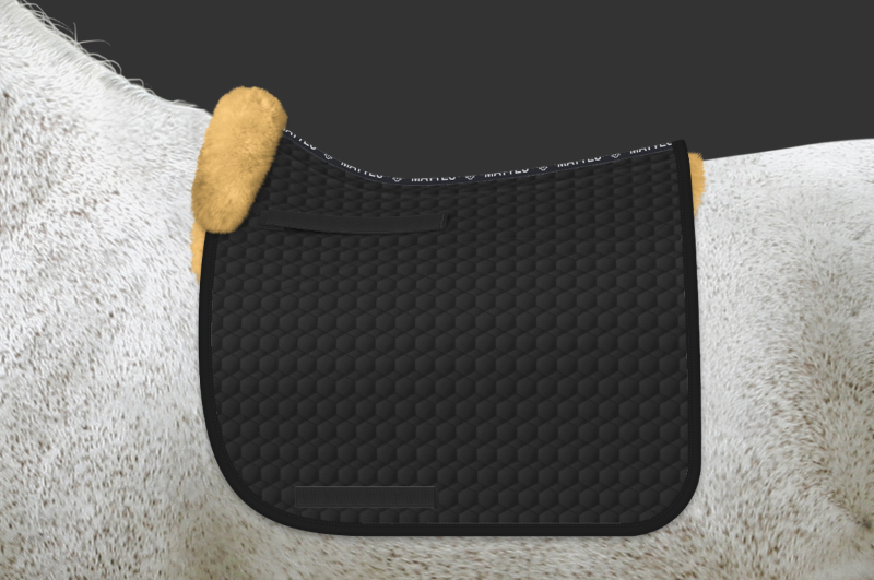 Mattes Lammfellschabracke