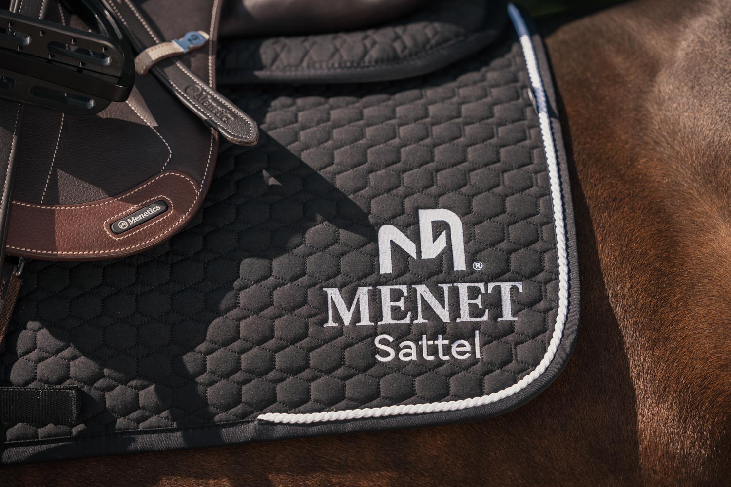 Menetics_Saddles_Spring_6